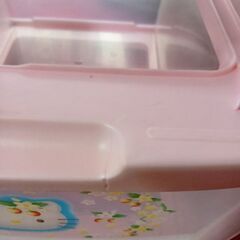 ハローキティ　キャスター付き3段収納BOXの画像