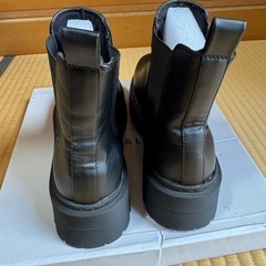 長靴ブーツ底厚25cm黒色で試着のみ新品未使用の画像