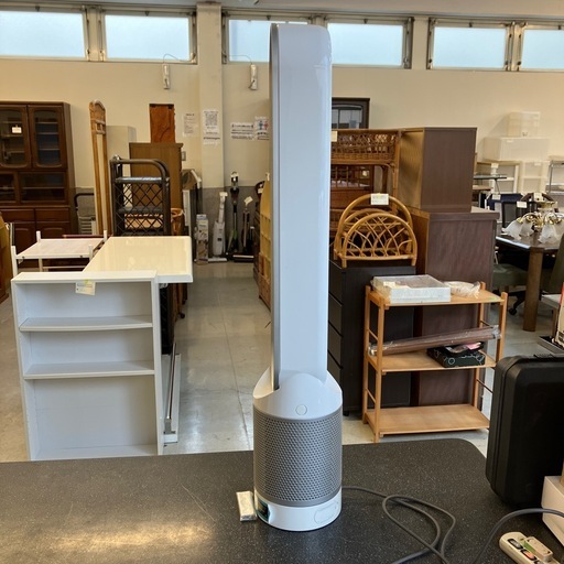 K2510-288 Dyson TP02 空気清浄機付き扇風機 リモコン付き ホワイト キズ汚れ有り 年式表記なし