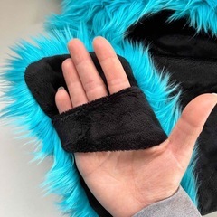 モンスターフードつきマフラーの画像
