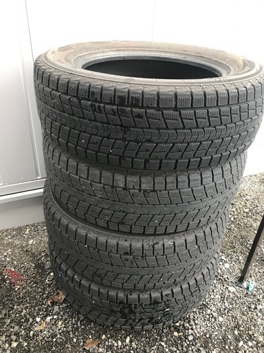 225-65-17　スタッドレスタイヤ