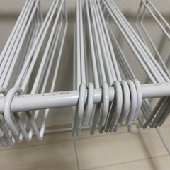 スラックスハンガーの画像