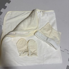 おくるみ　ミトン　帽子　新生児セットの画像