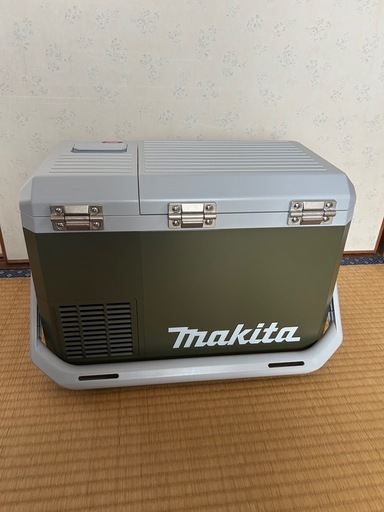 マキタ　コードレス冷温庫　CW003G 未使用　付属品完備