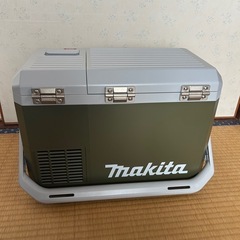 マキタ　コードレス冷温庫　CW003G 未使用　付属品完備の画像
