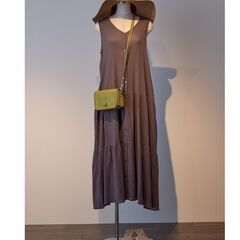 婦人トルソー 9号 軽量ボディ ステンレス調ベース付き（ほぼ未使用）／洋裁・展示・撮影用マネキンの画像