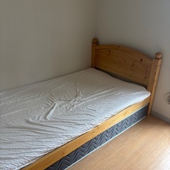 シングルベッドの画像