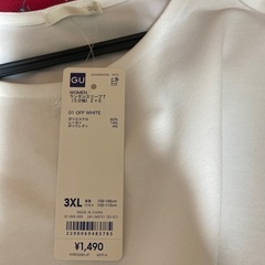 GU ランタンスリーブTシャツ　サイズ3XL　の画像