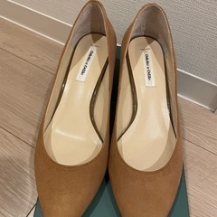 Odette e Odile オデット パンプスの画像