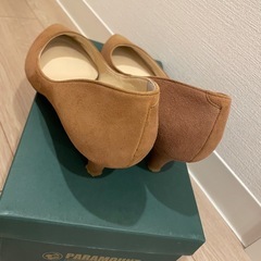 Odette e Odile オデット パンプスの画像