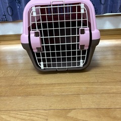 ワンちゃんのゲージの画像