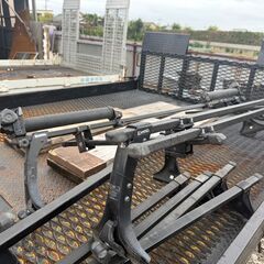 ☆ハイエース　アルミボートを乗せる為のキャリア☆の画像