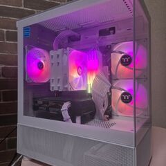 ピラーレス 白いゲーミングPC（自作）