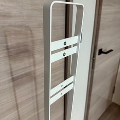 ダイソーハンガーラックの画像