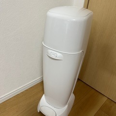 オムツ用ゴミ箱　genieの画像