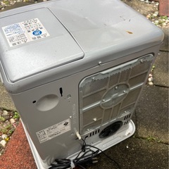 コロナ 石油ファンヒーターの画像