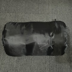 キャプテンスタッグ 寝袋 75x185cm 黒の画像
