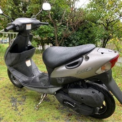 スズキ　レッツ2 前後タイヤとシートカバー新品　原付きバイク　50ccの画像