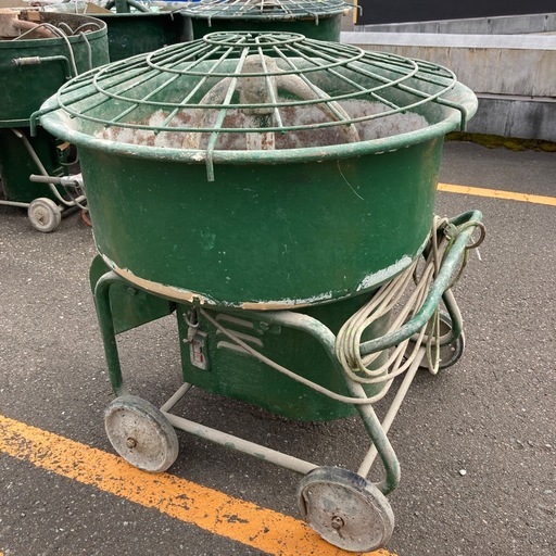 大型機械　モルタルミキサー