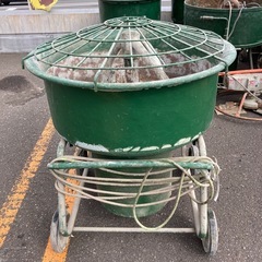 大型機械　モルタルミキサーの画像