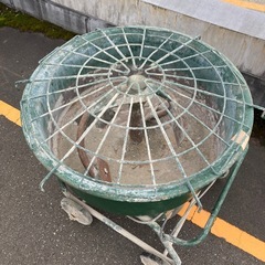 大型機械　モルタルミキサーの画像