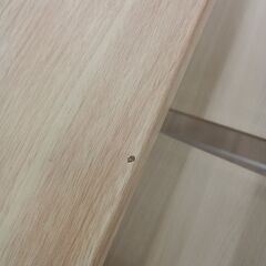 リユースのサカイ栃木店★ジモティ割あり★  ダイニングセット4人用（イス2脚異種） ベージュ×ホワイト W110×D70×H76.5 クリーニング済み TC11229の画像
