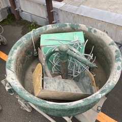 大型機械　モルタルミキサーの画像