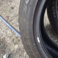 235/50R18の画像