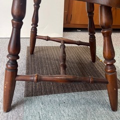 アンティークチェアの画像