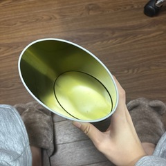 ディズニー チョコクランチ缶の画像