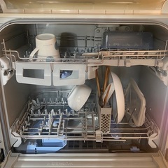 Panasonic 電気食器洗い乾燥機 品番 NP-TR6  の画像