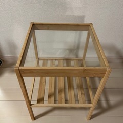 IKEA サイドテーブルの画像