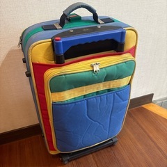 スーツケースの画像