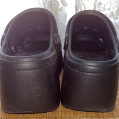 新品未使用　防水 厚底サンダル 24cmの画像