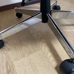 ジロフレックス　オフィスチェア革張りの画像