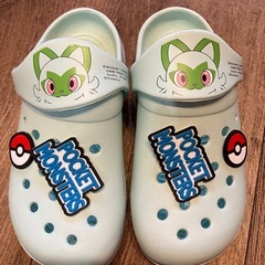 【新品未使用品】ニャオハ EVAサンダル　大人用　Mサイズ　23センチ
の画像