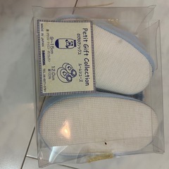 ロンパースとくつ靴の画像
