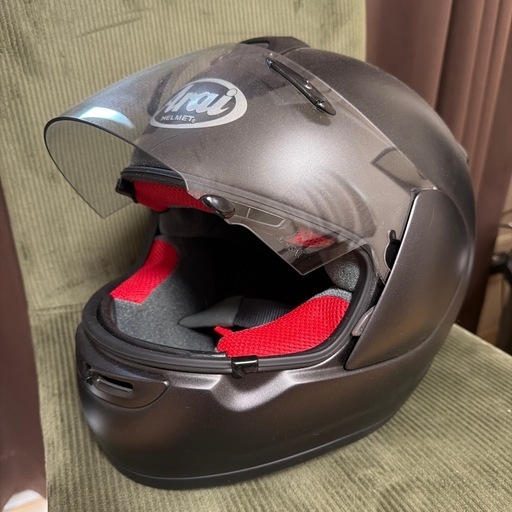 【取引中
】araiバイクヘルメット・フルフェイス