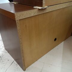 リユースのサカイ栃木店★ジモティ割あり★  収納棚 ブラウン W89.5×D45×H50.5 クリーニング済み TC11239の画像