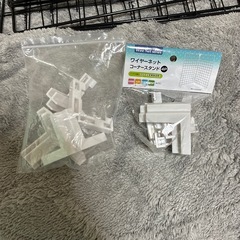 ワイヤーネット10個セット＋フック8個の画像