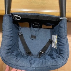 折りたたみ式 ポータブル ハイチェアの画像