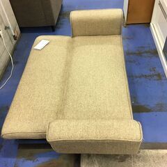 ★リユースのサカイ横浜南店★YM1553  ２人掛けソファーベッド ベージュ W160×D90×H57 クリーニング済みの画像