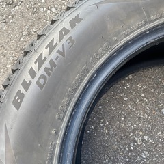 スタッドレス  225/65R17の画像