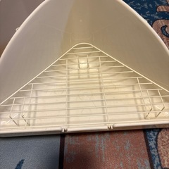 2セットうさぎや小動物用のトイレの画像