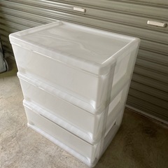 【美品】3段プラスチック収納ケースの画像