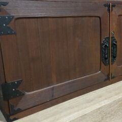 無料！差し上げます   レトロ家具  ローテーブル  棚の画像