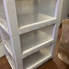 三段収納ケースの画像