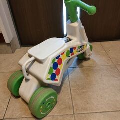 三輪車の画像
