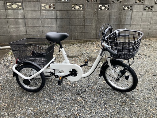 ＊新品、未乗車品　SWING CHARLIE ロータイプ三輪自転車L MG-TRE16L ホワイト スイングチャーリー