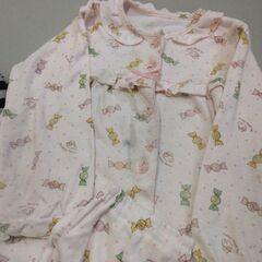 子供用パジャマ　110サイズの画像